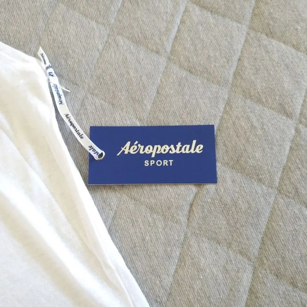 Aeropostale Sleeveless White Hoodie - NWT - Picture 6 of 11